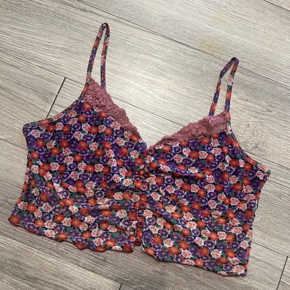 Plus size floral tank top - Picture 1 of 5
